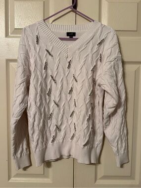 Embellished V-Neck Cable Knit Sweater in White